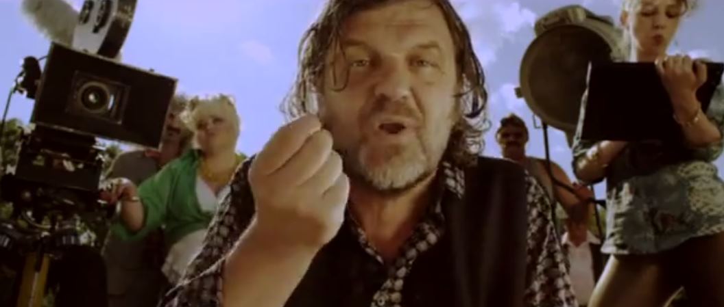 Музыка и видео из промо Первый канал - Эмир Кустурица и оркестр Exilados (ЕВРО 2012) Музыка и видео из промо Первый канал - Эмир Кустурица и оркестр Exilados (ЕВРО 2012)