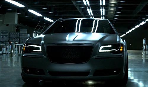 Музыка и видеоролик из рекламы Chrysler 300 - Official Imported from Gotham City - The Dark Knight Rises Музыка и видеоролик из рекламы Chrysler 300 - Official Imported from Gotham City - The Dark Knight Rises