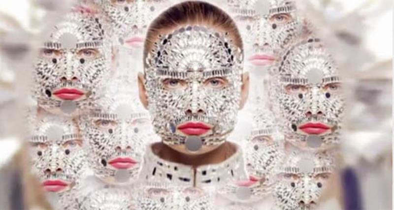 Музыка и видеоролик из рекламы CHANEL - Mirror, Mirror Музыка и видеоролик из рекламы CHANEL - Mirror, Mirror