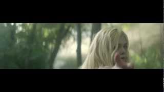 Музыка и видеоролик из рекламы Lolita Lempicka - Le Premier Parfum  (Elle Fanning)
