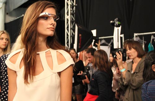 Музыка и видеоролик из рекламы Google - Glass DVF Музыка и видеоролик из рекламы Google - Glass DVF