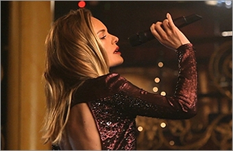 Музыка и видеоролик из рекламы Topshop Christmas - Kate Bosworth stars in Winter Wonderland
