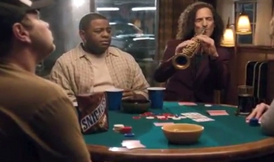 Музыка и видеоролик из рекламы SNICKERS - Cards Музыка и видеоролик из рекламы SNICKERS - Cards