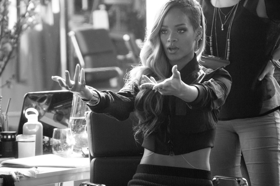 Музыка и видеоролик из рекламы Budweiser - Dreams Are Made (Rihanna) Музыка и видеоролик из рекламы Budweiser - Dreams Are Made (Rihanna)