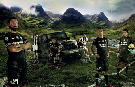 Музыка и видеоролик из рекламы Jeep and Juventus - Nothing Can Stop Us Музыка и видеоролик из рекламы Jeep and Juventus - Nothing Can Stop Us