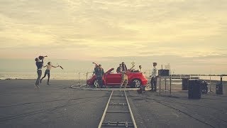 Музыка и видеоролик из рекламы Volkswagen - The Beetle 3-track (Walk Off The Earth)