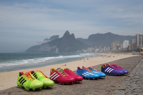 Музыка и видеоролик из рекламы adidas Football - Samba Collection Музыка и видеоролик из рекламы adidas Football - Samba Collection