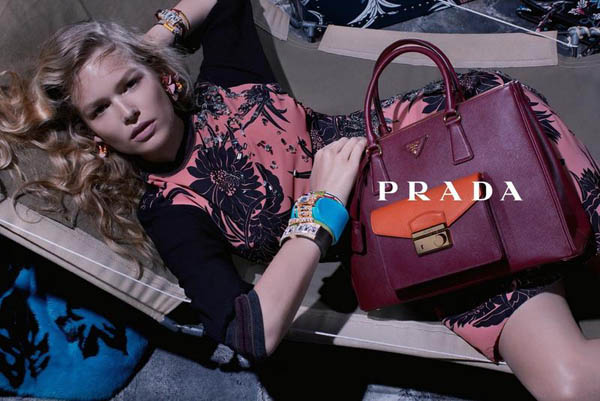 Музыка и видеоролик из рекламы Prada Resort 2014