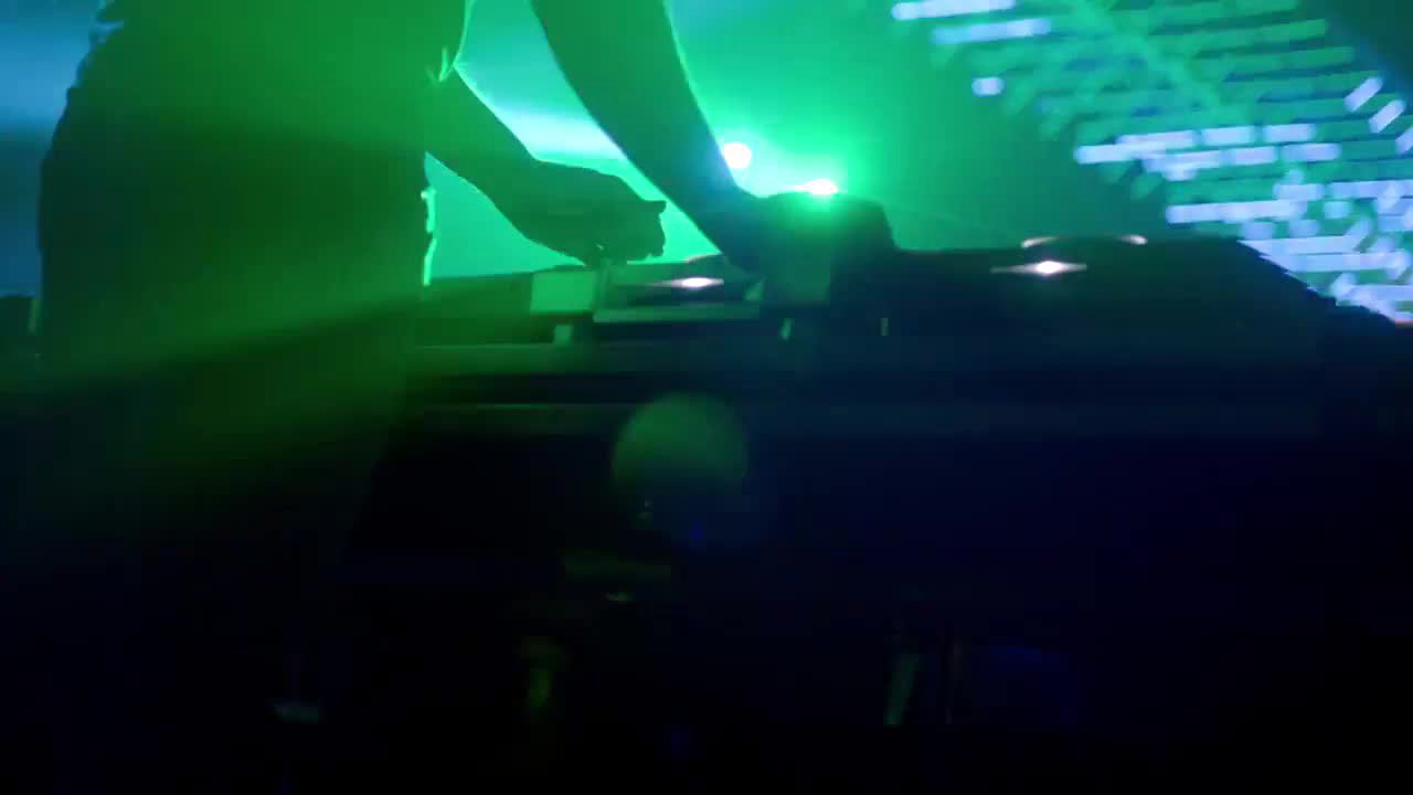 Музыка из рекламы Heineken - The Experiment Музыка из рекламы Heineken - The Experiment