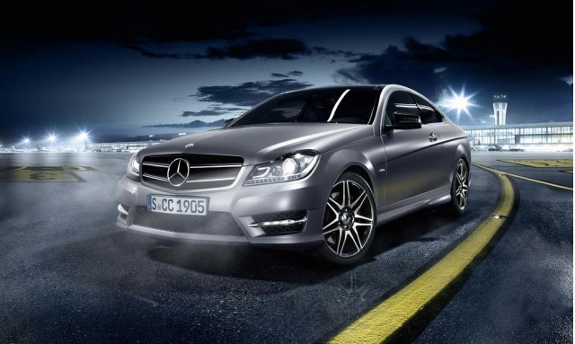 Музыка и видеоролик из рекламы Mercedes-Benz C-Class - Options Музыка и видеоролик из рекламы Mercedes-Benz C-Class - Options