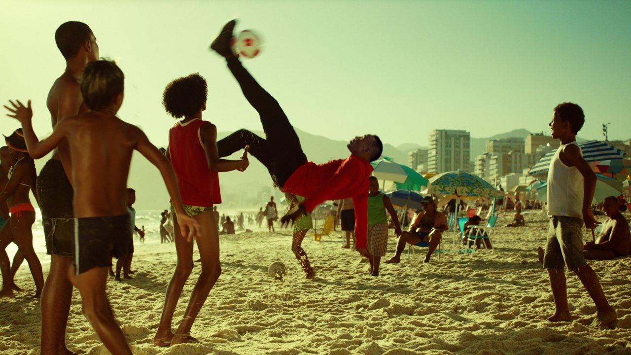 Музыка и видеоролик из рекламы Visa - Jamaica to Brazil from athlete to footballer (Usain Bolt) Музыка и видеоролик из рекламы Visa - Jamaica to Brazil from athlete to footballer (Usain Bolt)