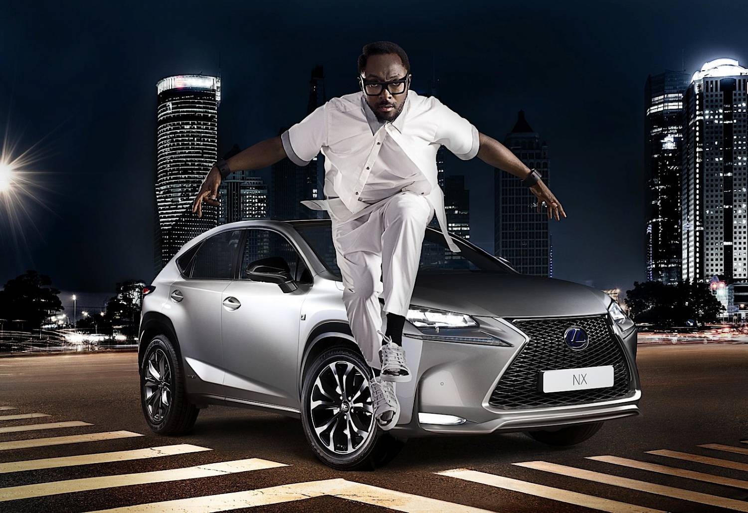 Музыка из рекламы Lexus & will.i.am Collaboration - Dreamin' about the Future