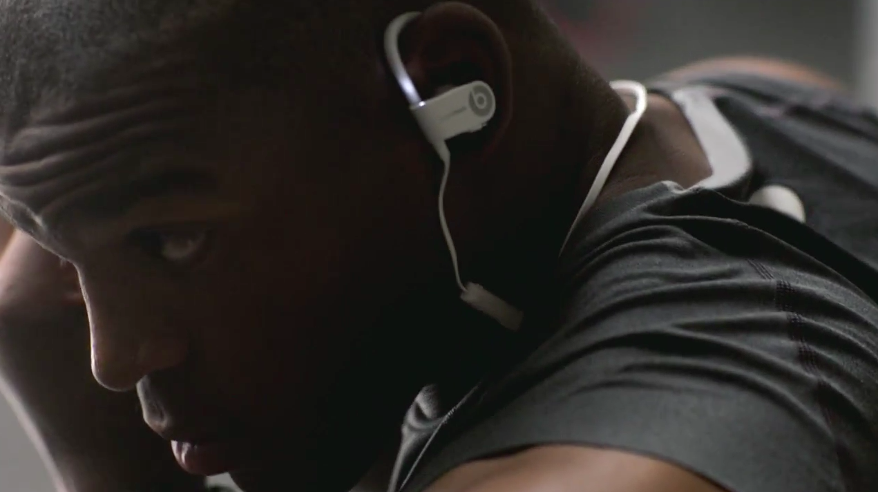 Музыка и видеоролик из рекламы Beats by Dre - Straight to the Gym (Cam Newton)