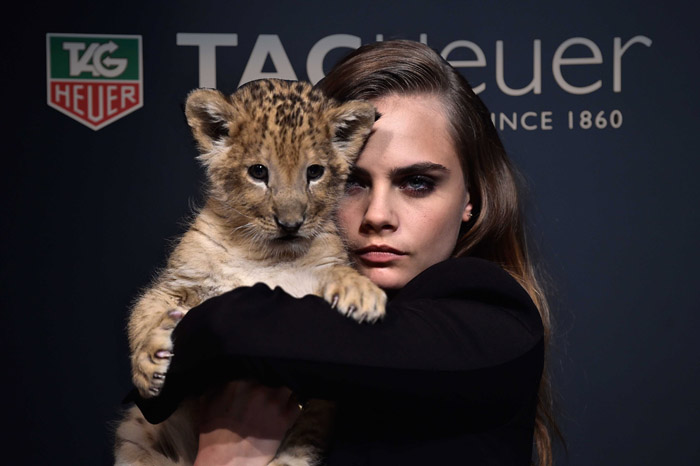 Музыка и видео из рекламы TAG Heuer (Cara Delevingne) Музыка и видео из рекламы TAG Heuer (Cara Delevingne)