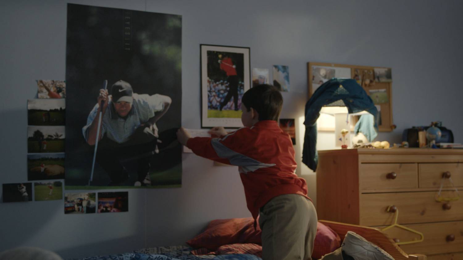 Музыка и видео из рекламы Nike Golf - Ripple (Tiger Woods, Rory McIlroy)
