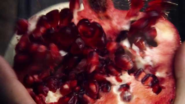 Музыка и видео из рекламы Lurpak Spreadable - Freestyle Музыка и видео из рекламы Lurpak Spreadable - Freestyle