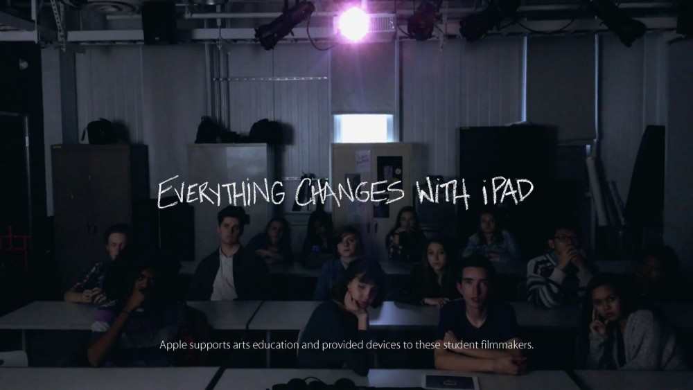 Музыка и видео из рекламы Apple iPad  - Everything changes with iPad