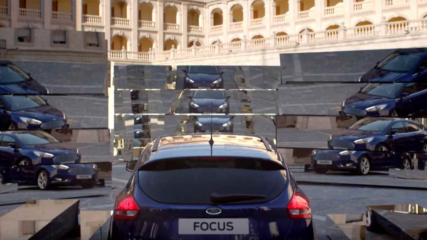 Музыка из рекламы Ford Focus - Невероятная парковка