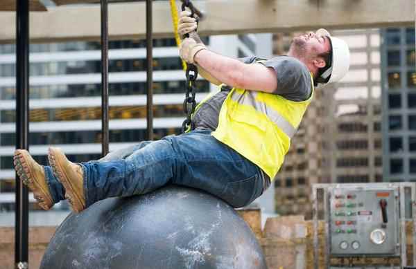 Музыка из рекламы MoneySuperMarket - Colin’s #EpicBuilder Музыка из рекламы MoneySuperMarket - Colin’s #EpicBuilder