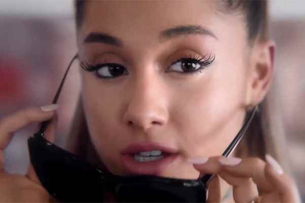 Музыка из рекламы Ariana Grande - Ari