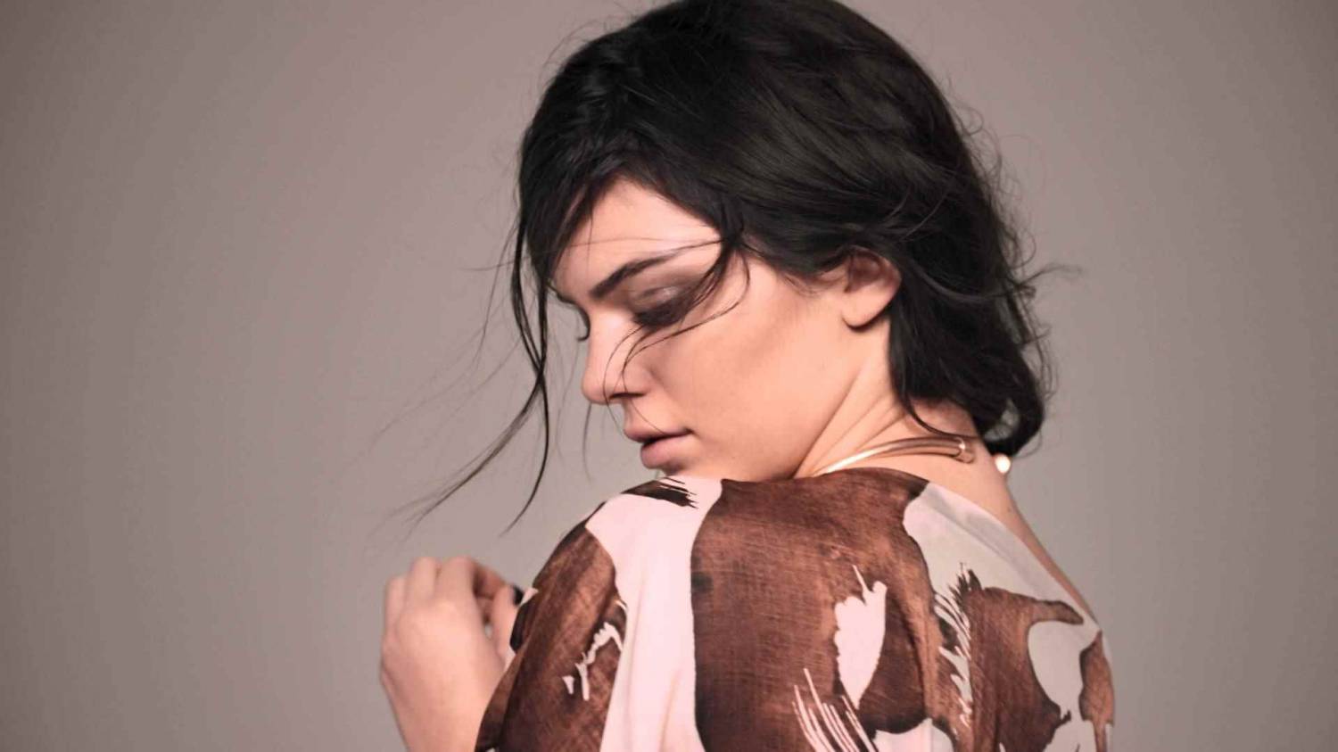 Музыка из рекламы MANGO - Tribal Spirit (Kendall Jenner) Музыка из рекламы MANGO - Tribal Spirit (Kendall Jenner)