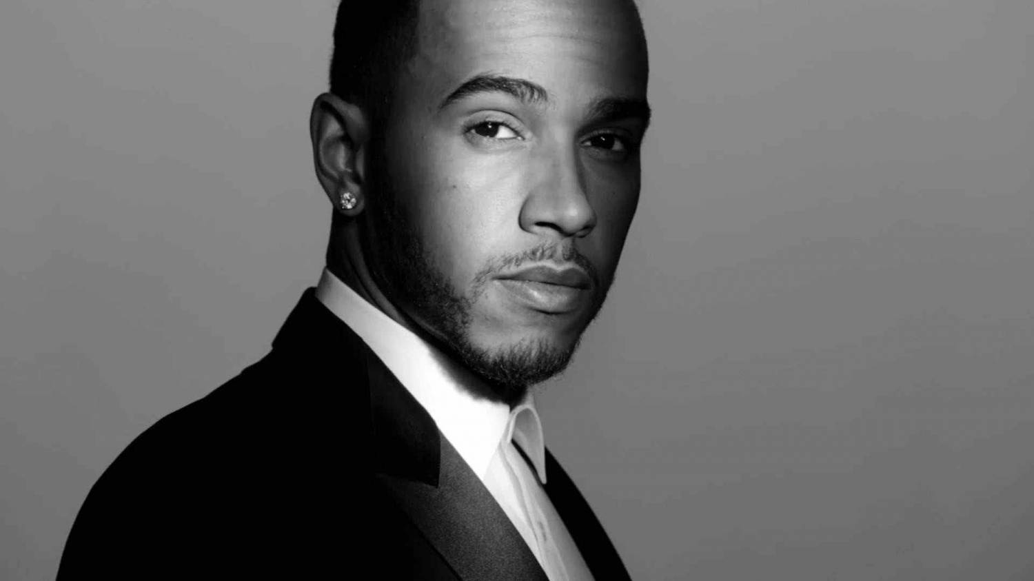 Музыка из рекламы L'Oreal Men Expert (Lewis Hamilton) Музыка из рекламы L'Oreal Men Expert (Lewis Hamilton)