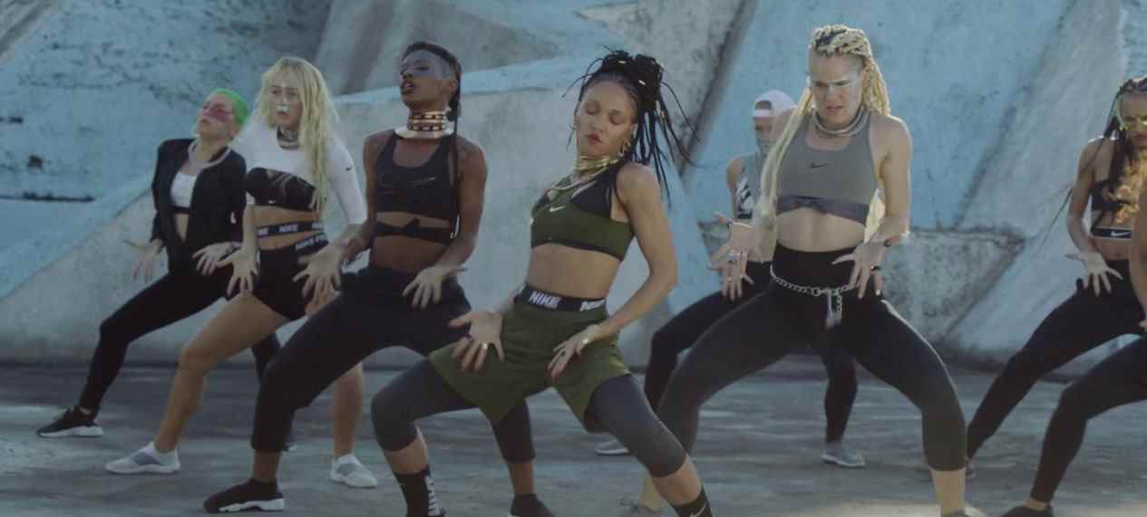 Музыка из рекламы Nike & FKA twigs - Do you believe in more Музыка из рекламы Nike & FKA twigs - Do you believe in more
