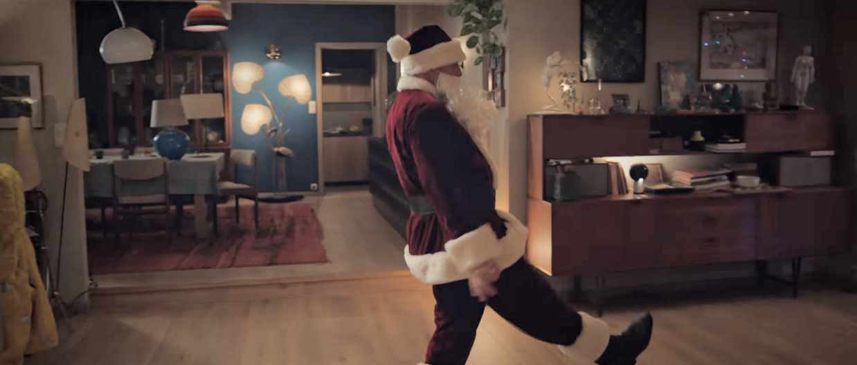 Музыка из рекламы Orange - The Christmas Fever