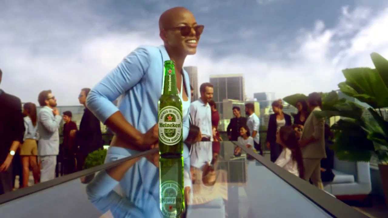 Музыка из рекламы Heineken Light - Sometimes Lighter is Better Музыка из рекламы Heineken Light - Sometimes Lighter is Better