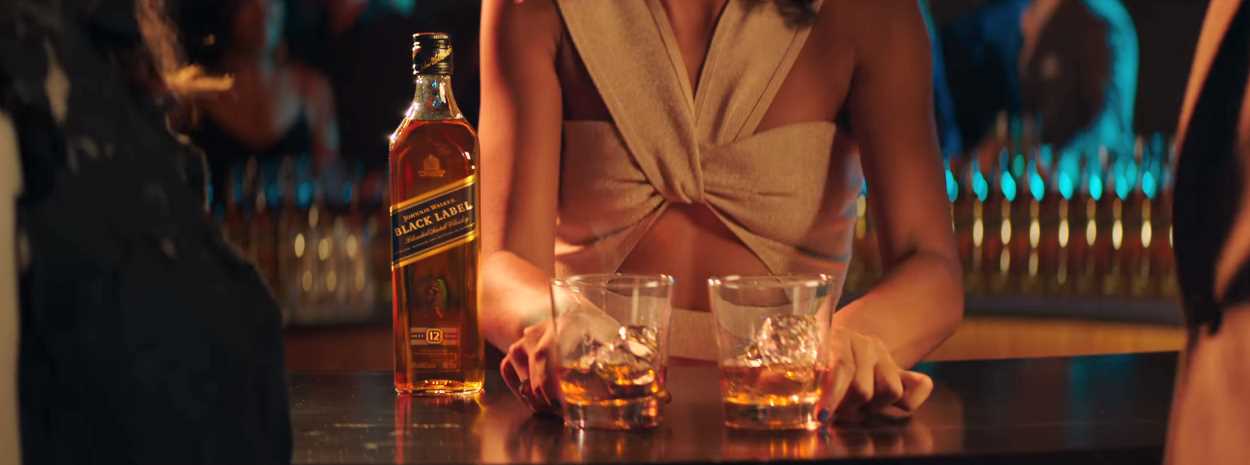 Музыка из рекламы Johnnie Walker - The Most Important Step Is Your Next Музыка из рекламы Johnnie Walker - The Most Important Step Is Your Next