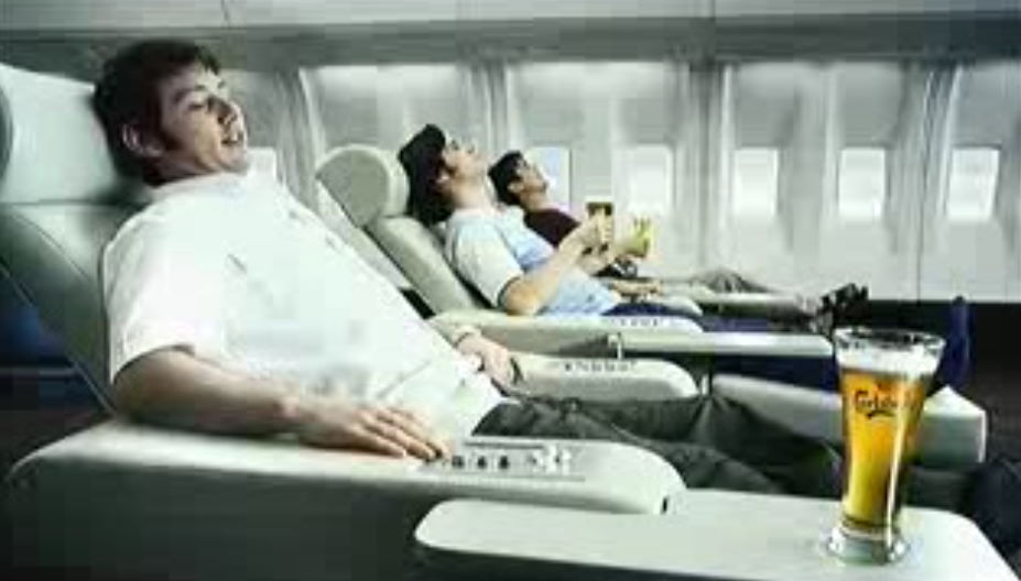 Музыка из рекламы Carlsberg - Getting on a 747