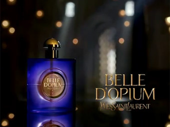 Рекламу духов Belle d'Opium запретили за напоминание о наркотиках