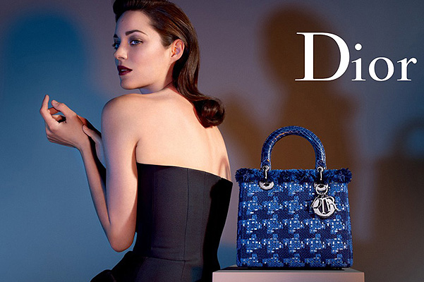 Марион Котийяр и Lady Dior: новые фото и видео со съемок