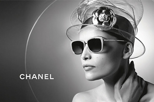 Летиция Каста рекламирует Chanel Eyewear