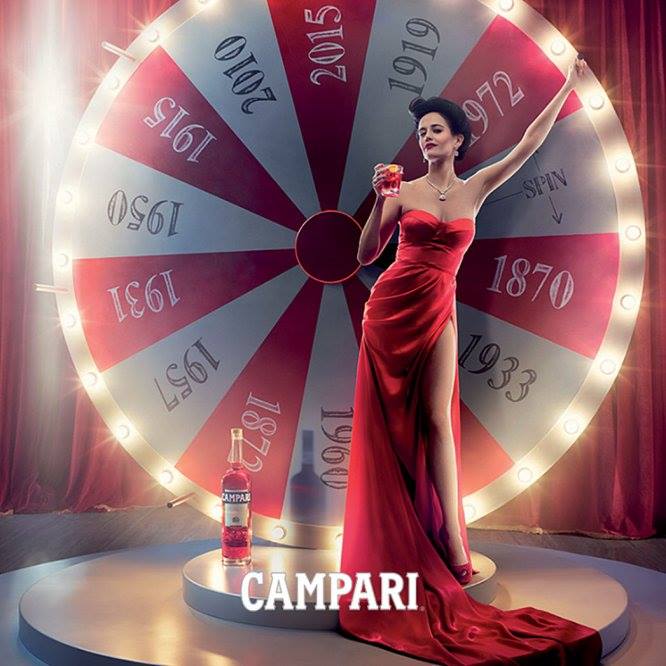 Ева Грин украсила календарь Campari