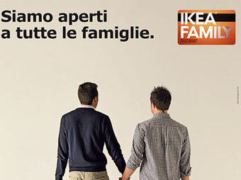 В Италии раскритиковали рекламу IKEA с геями
