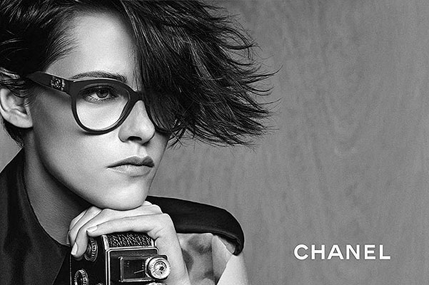 Кристен Стюарт в новой фотосессии Chanel