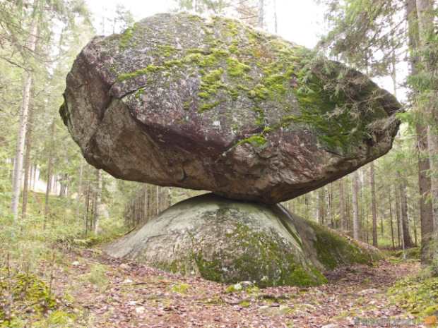 Kummakivi — загадочный камень в лесах Финляндии
