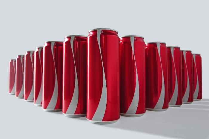 Coca-Cola лишилась логотипа в Рамадан