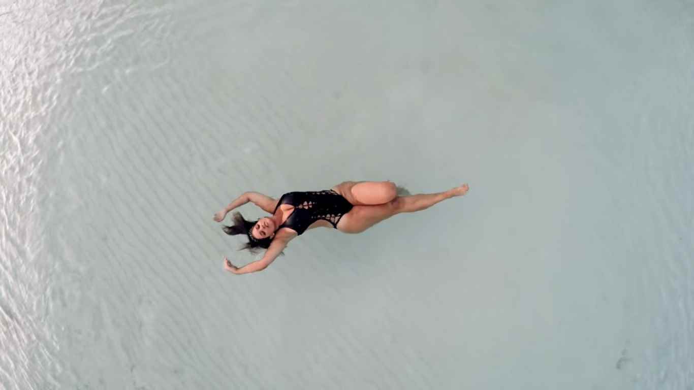 Swimsuits for All предложил альтернативу «пляжному телу»