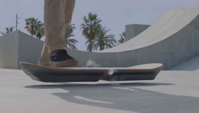 Lexus создал летающий скейт