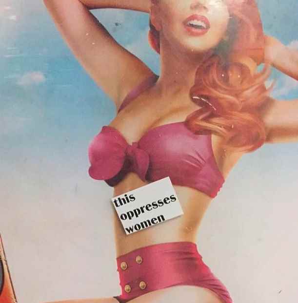 Феминистки портят рекламу антисексистскими наклейками