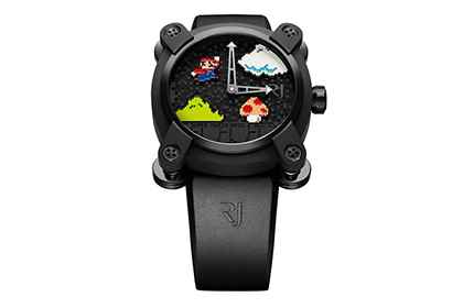 Швейцарские часы украсили Марио