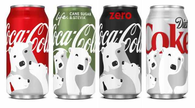 Coca-Cola возвращает полярных медведей на упаковку