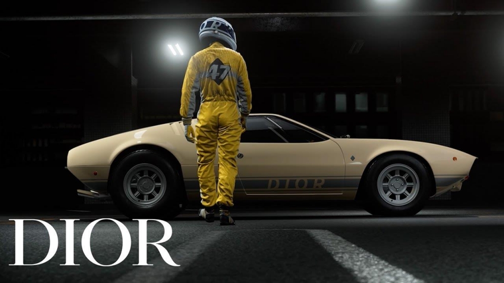 Dior создал дизайн для автомобиля и гоночного костюма в игре Gran Turismo 7