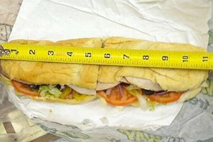 Subway уличили в обмане покупателей из-за длины сэндвичей