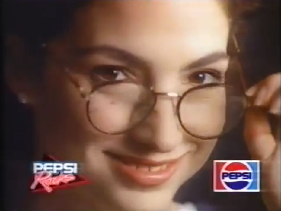 Музыка из рекламы Pepsi (Gloria Estefan)
