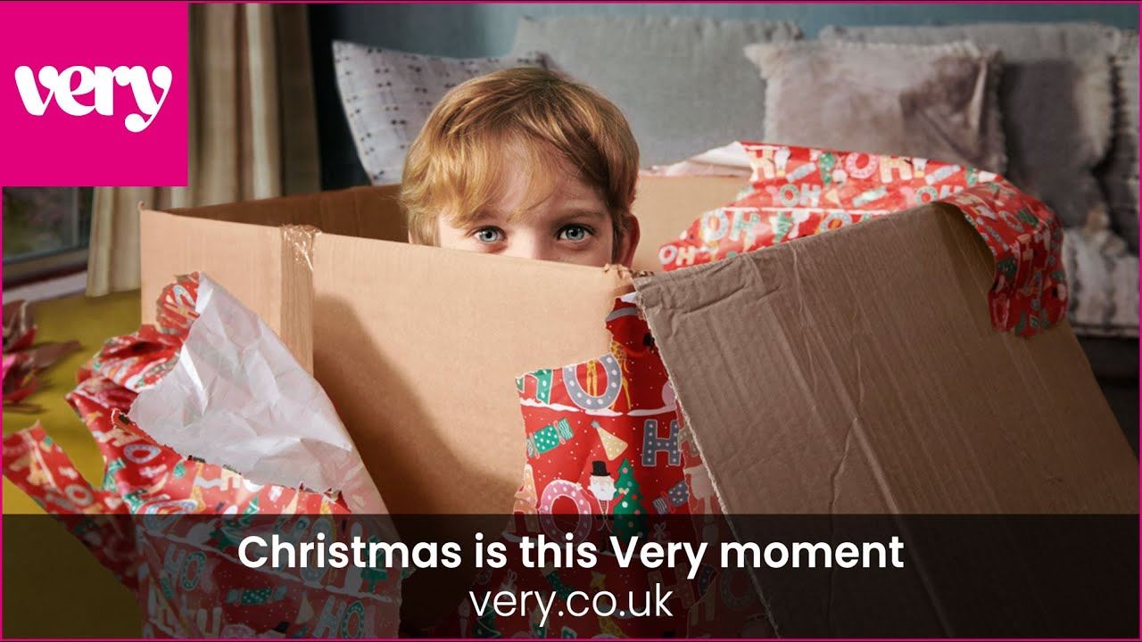 Музыка из рекламы Very.co.uk - Christmas is this Very moment