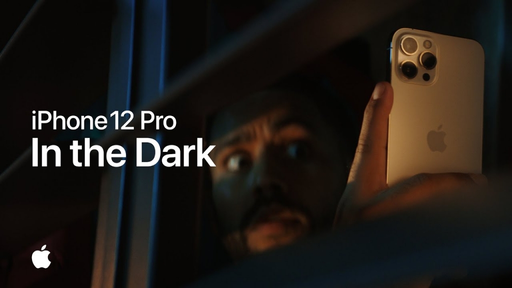 Музыка из рекламы Apple iPhone 12 Pro - In The Dark