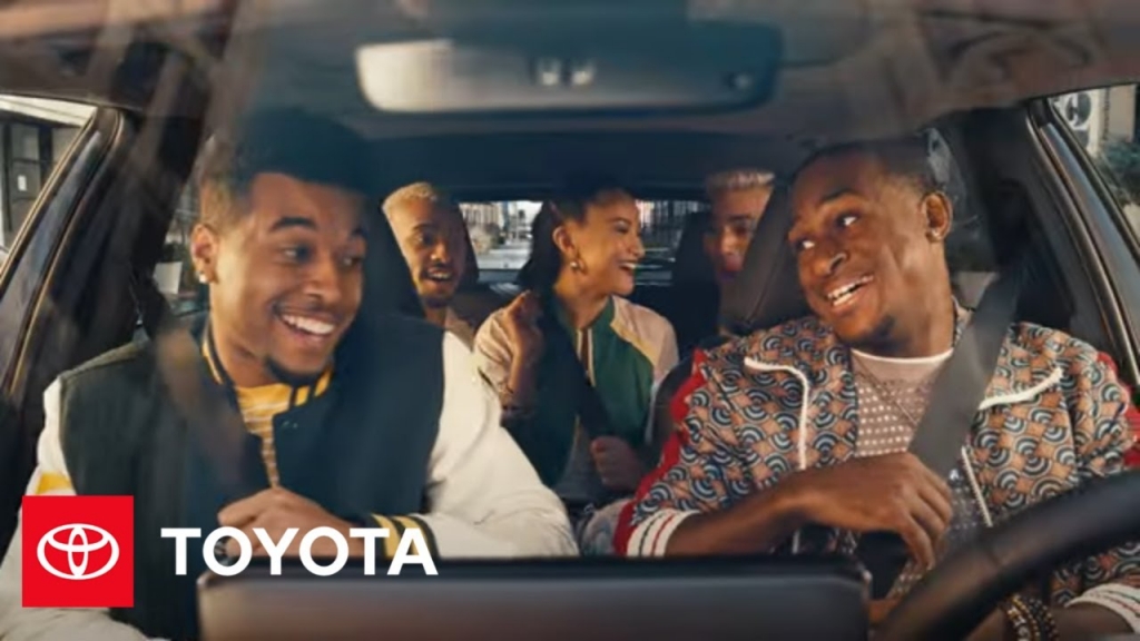 Музыка из рекламы Toyota Corolla Cross XLE - Find Your Groove